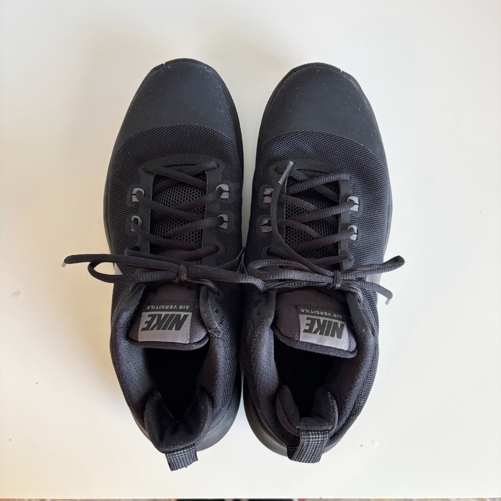 Nike Men’s Air Versitile Black Basketball Shoes Sneakers 9 - Athletic Gym